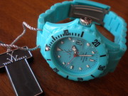 Продам часы Toy Watch  Plasteramic Collection